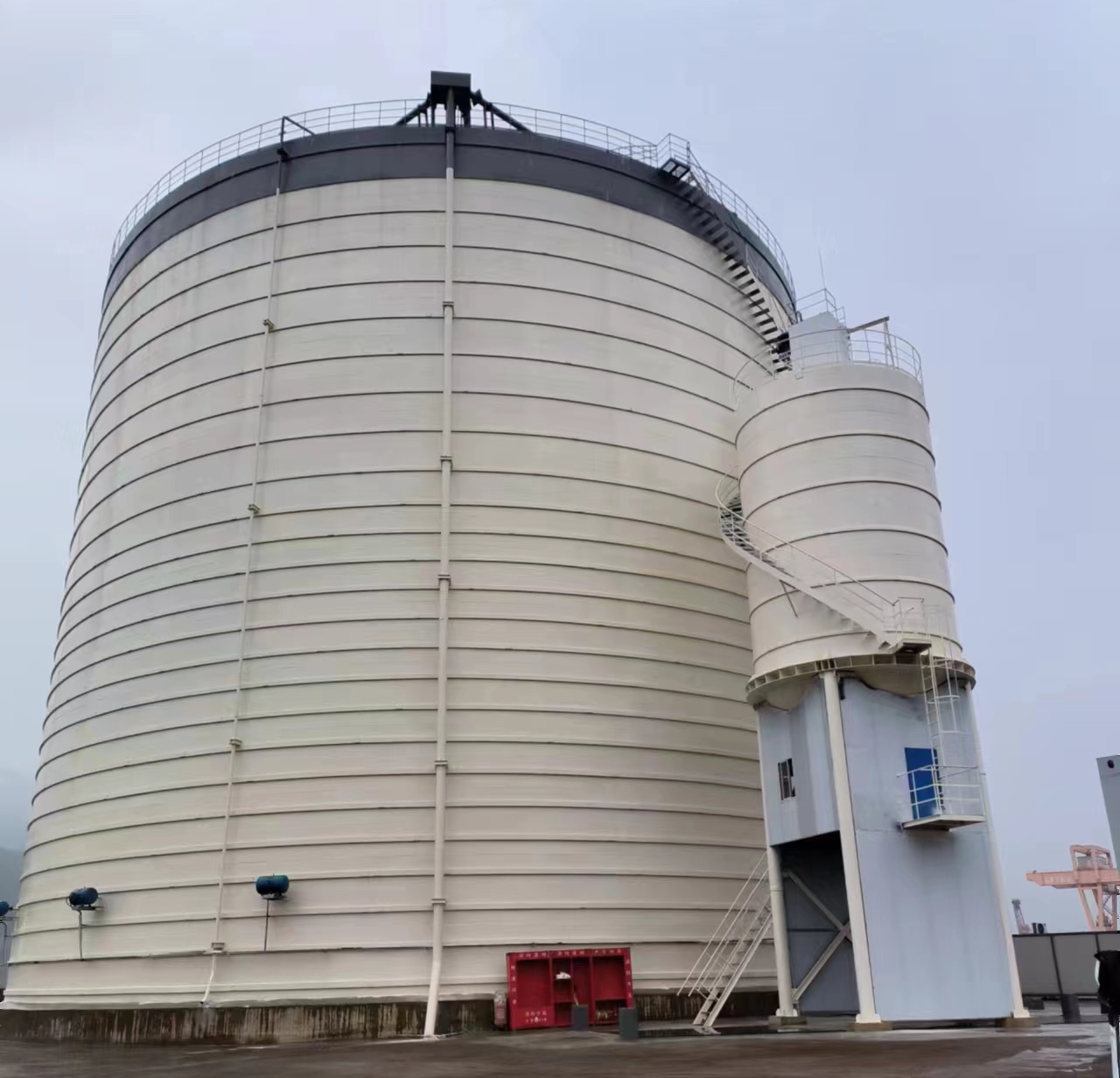 拉萨10万吨水泥钢板库